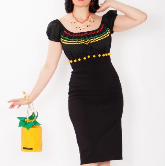 Pinup Girl Sexy 50's Style Dress - Picture 4 of 6